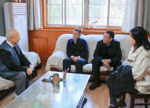 深化黨內(nèi)關(guān)懷 傳遞組織溫暖 | 豫信電科開展雙節(jié)走訪慰問活動